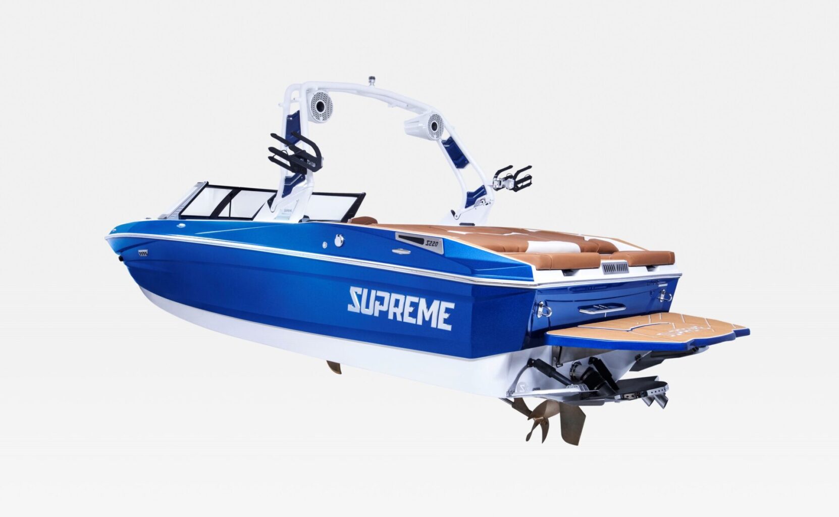 SUPREME S220 - Stream Yachts 