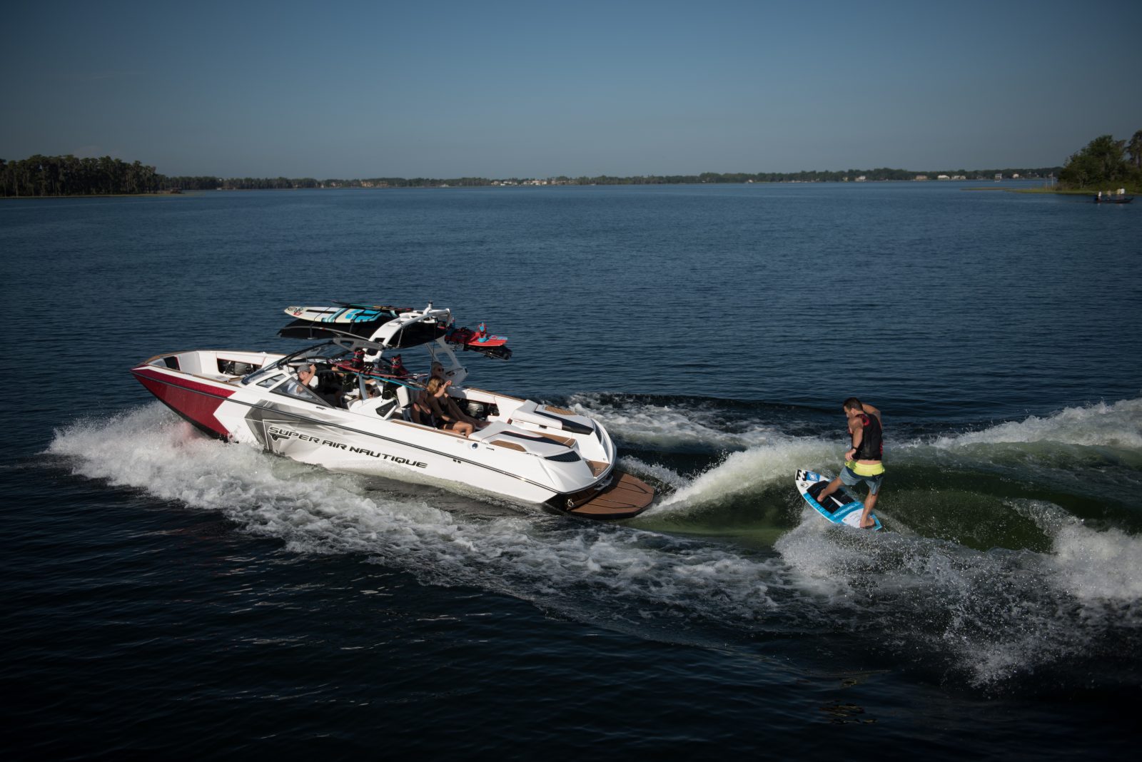 סירת ספורט וויקסרף וויקבורד NAUTIQUE G25 - סירת ספורט וויקסרף וויקבורד NAUTIQUE G25 - סטרים יאכטות