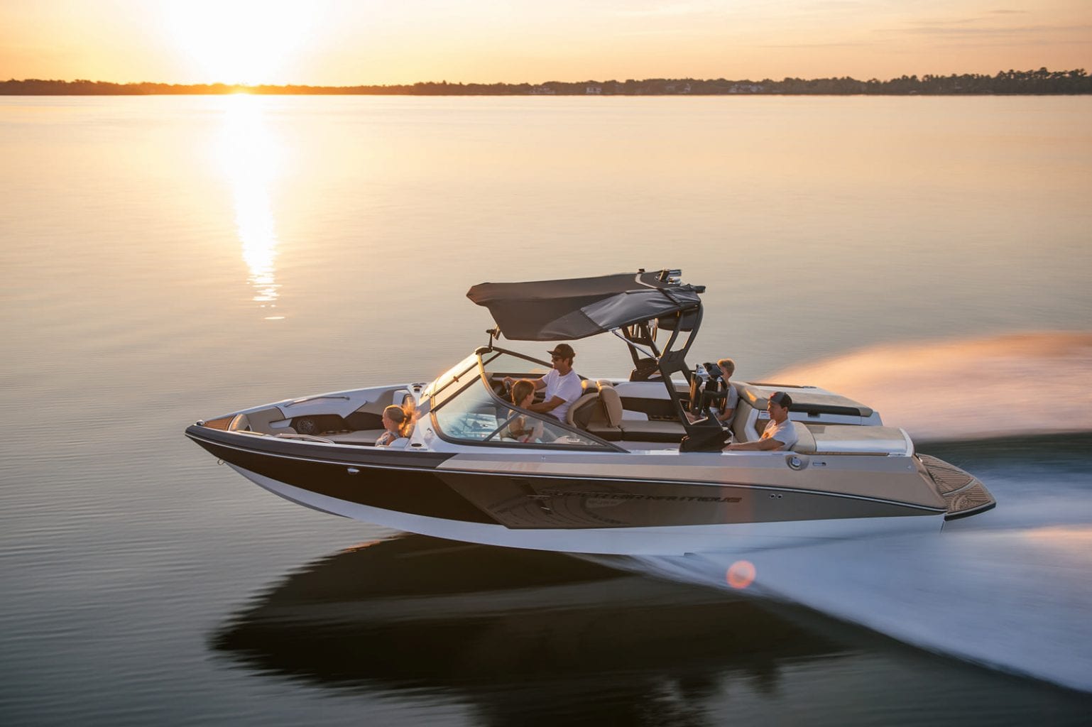 סירת ספורט וויקסרף וויקבורד NAUTIQUE 230 - סטרים יאכטות
