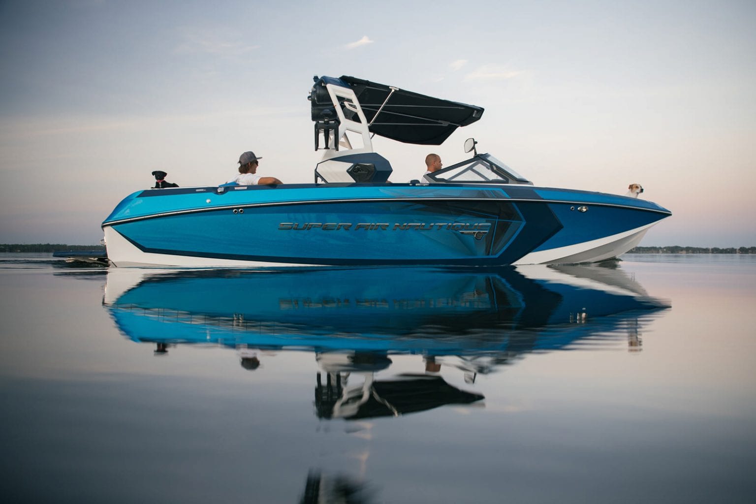 סירת ספורט וויקסרף וויקבורד NAUTIQUE G25 - סירת ספורט וויקסרף וויקבורד NAUTIQUE G25 - סטרים יאכטות