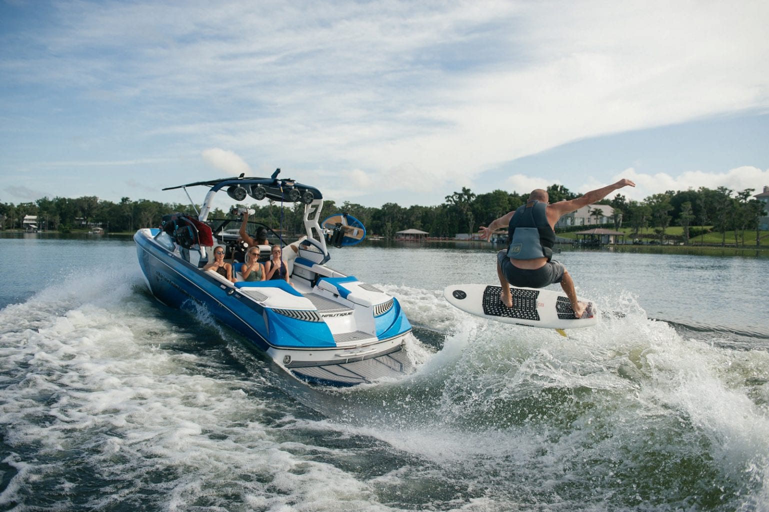 סירת ספורט וויקסרף וויקבורד NAUTIQUE G25 - סטרים יאכטות