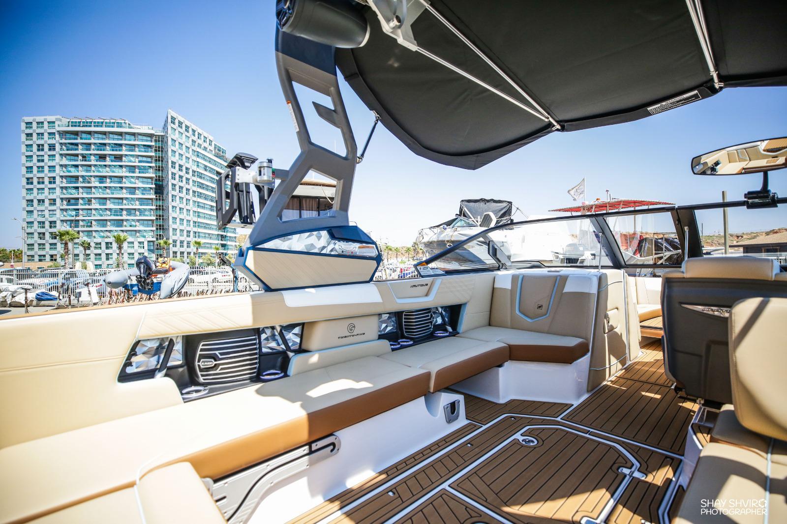 NAUTIQUE G25 - Stream Yachts 