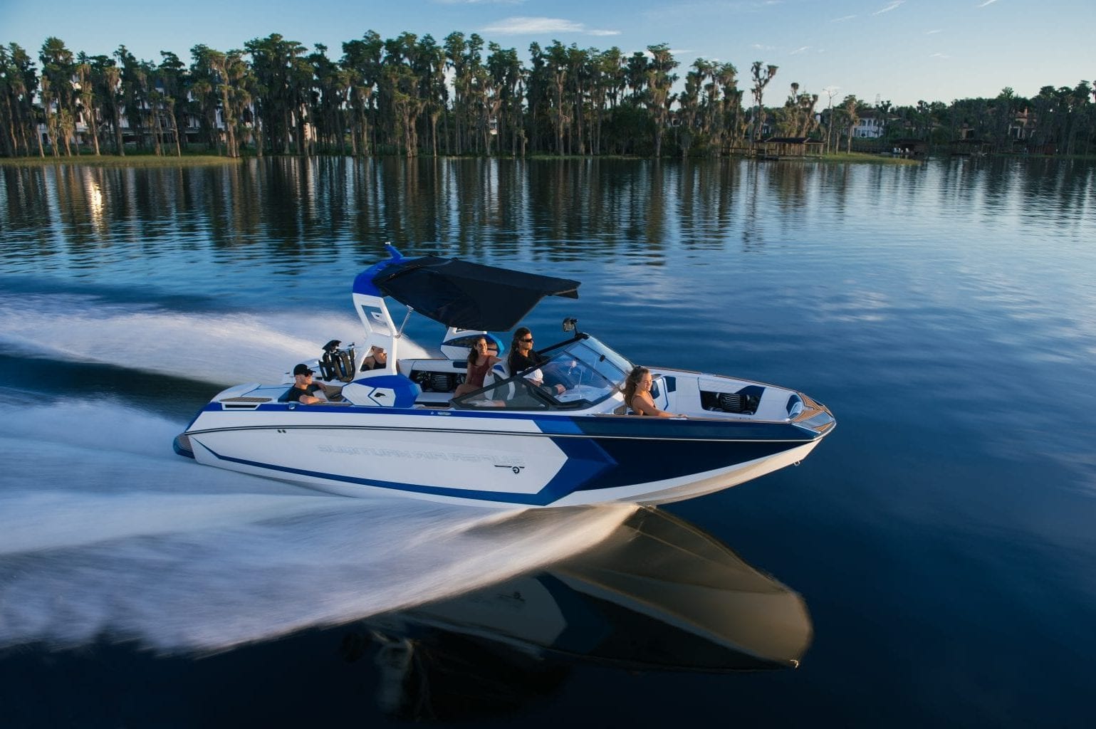סירת ספורט וויקסרף וויקבורד NAUTIQUE G25 - סטרים יאכטות