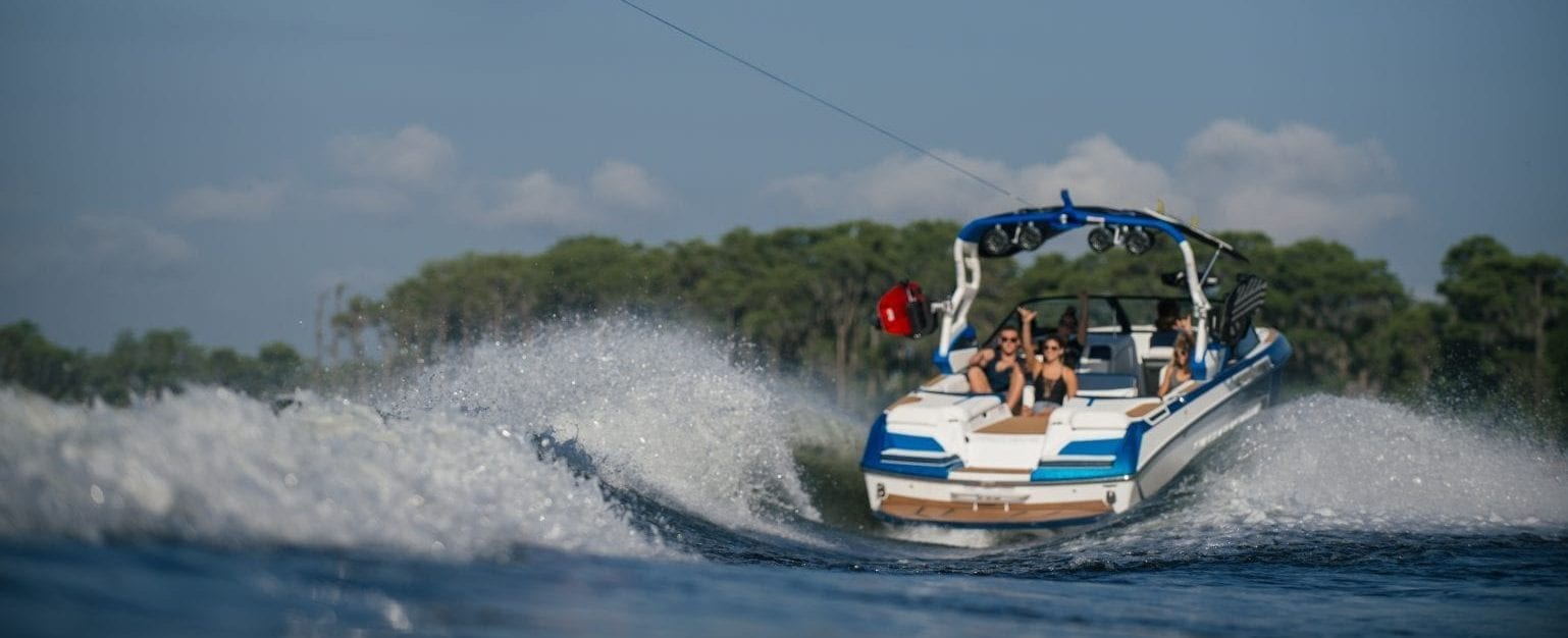סירת ספורט וויקסרף וויקבורד NAUTIQUE G25 - סטרים יאכטות