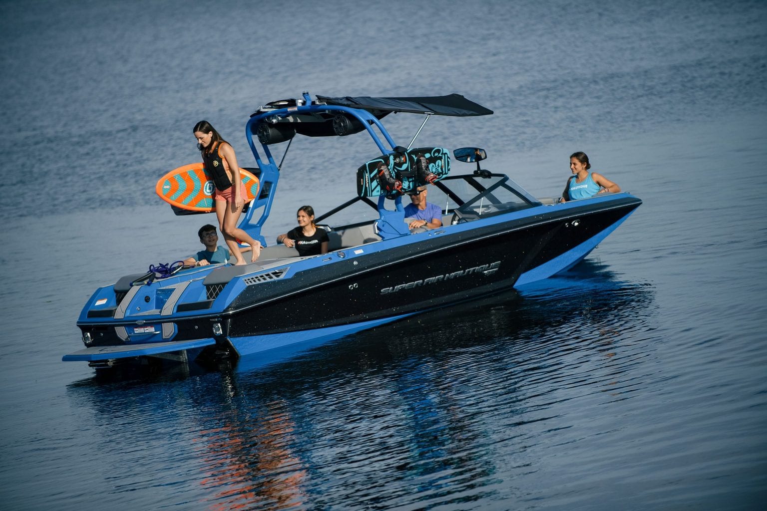 סירת ספורט וויקסרף וויקבורד וסקי NAUTIQUE GS22 - סטרים יאכטות