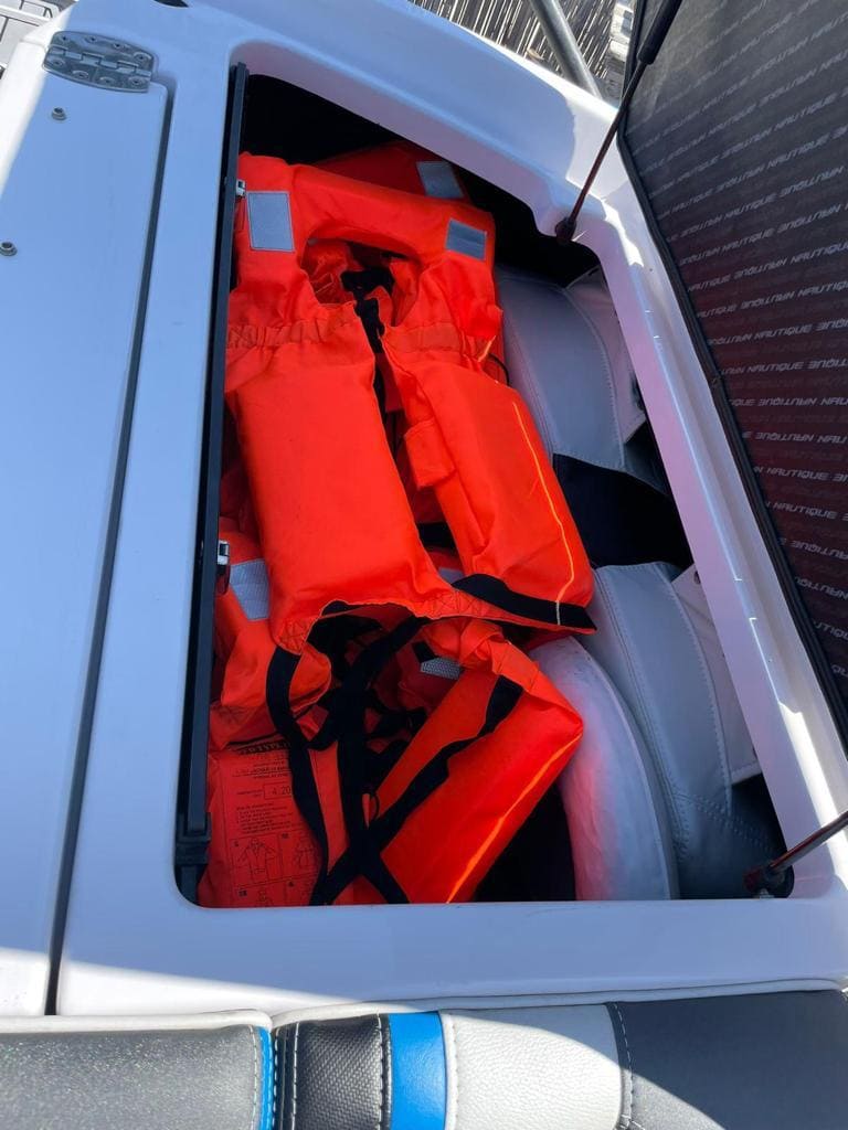 סירת ווייקסרף ווייקבורד NAUTIQUE G25 2015 יד שנייה - סטרים יאכטות 