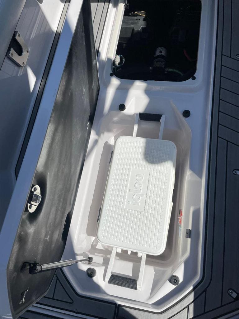 סירת ווייקסרף ווייקבורד NAUTIQUE G25 2015 יד שנייה - סטרים יאכטות 