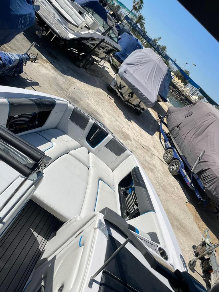 סירת ווייקסרף ווייקבורד NAUTIQUE G25 2015 יד שנייה - סטרים יאכטות 