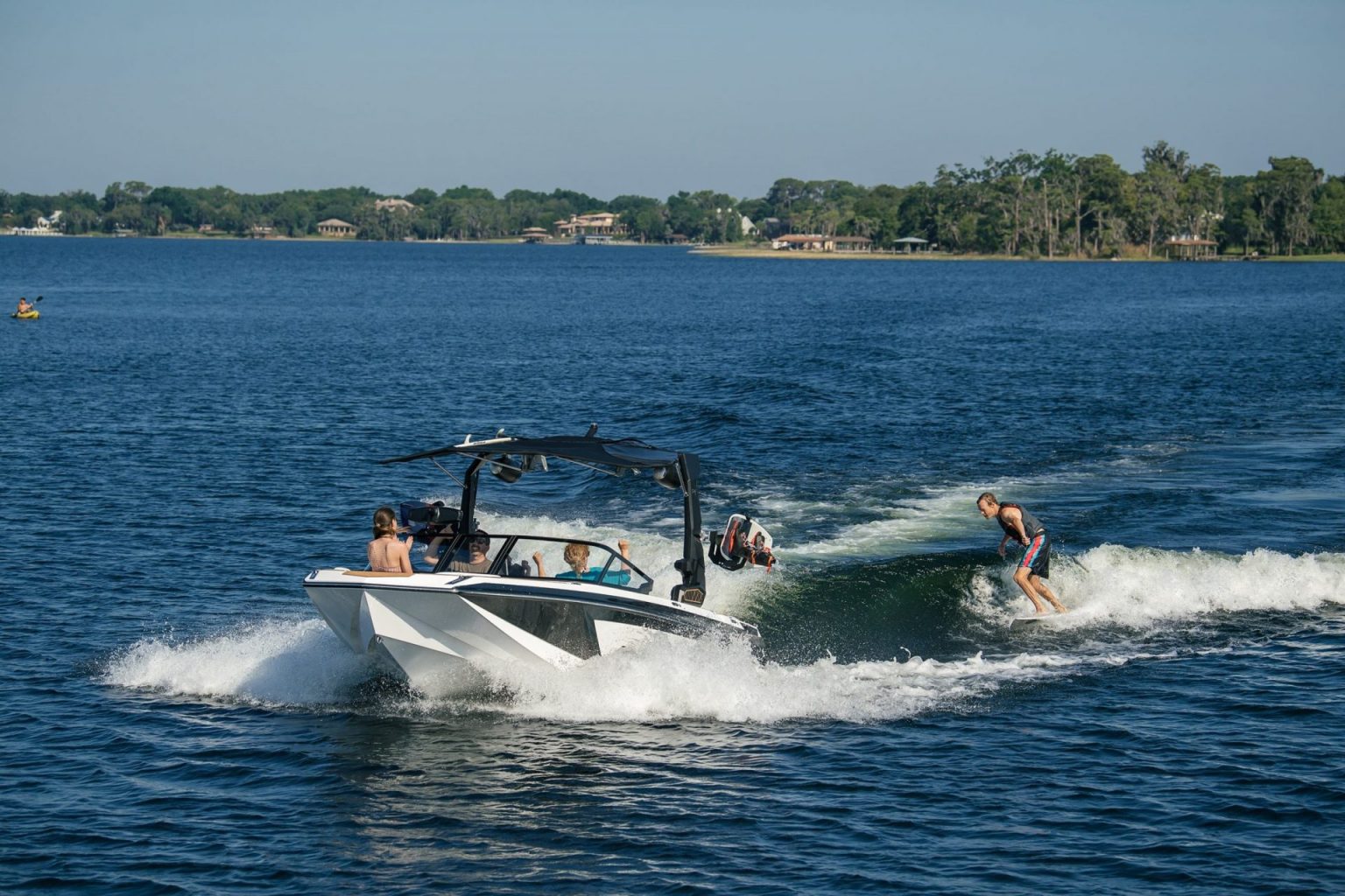 SUPER AIR NAUTIQUE GS22E - סטרים יאכטות