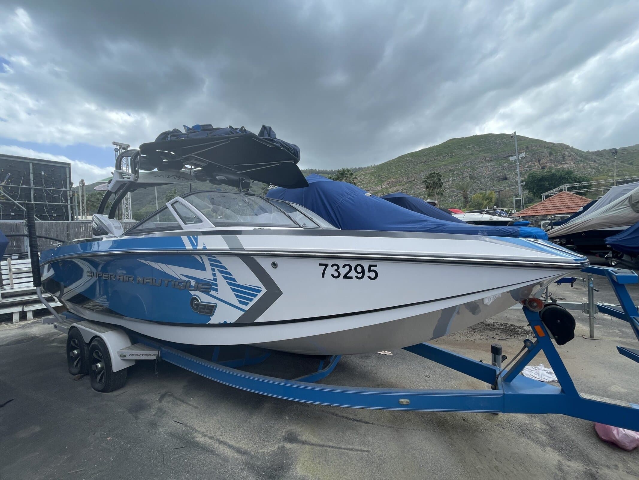 סירת ווייקסרף ווייקבורד NAUTIQUE G25 2015 יד שנייה - סטרים יאכטות