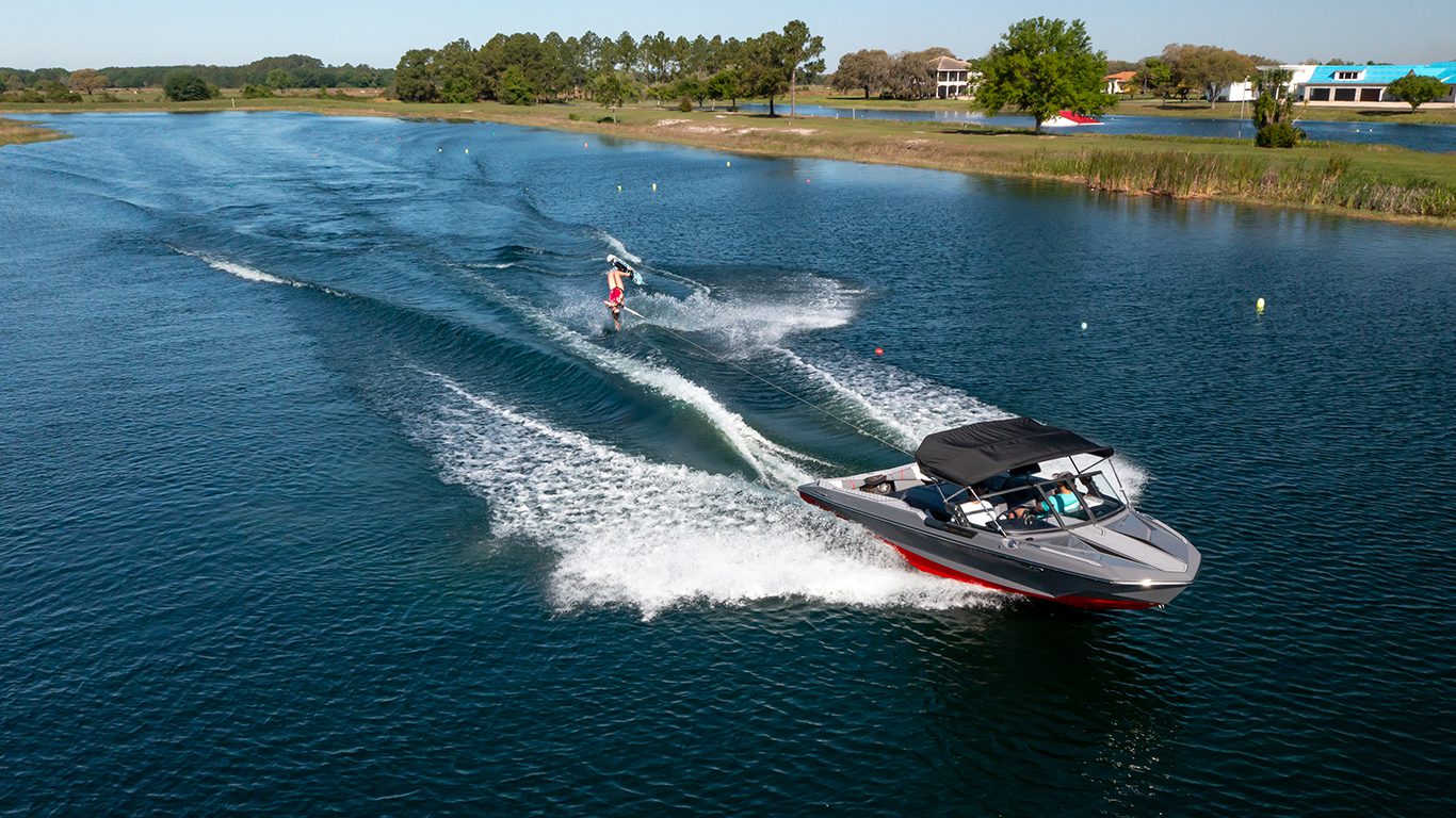 2023 SKI NAUTIQUE - Stream Yachts 