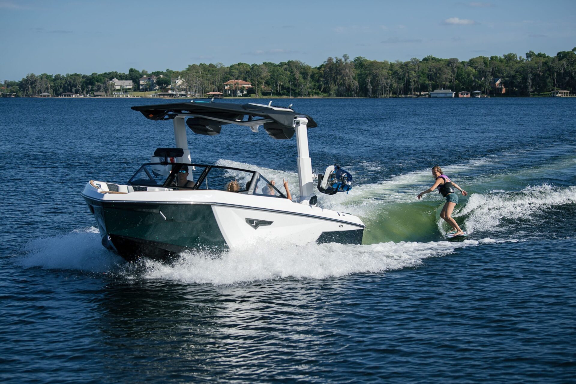 סירת וויקסרף/וויקבורד NAUTIQUE S25 - סטרים יאכטות
