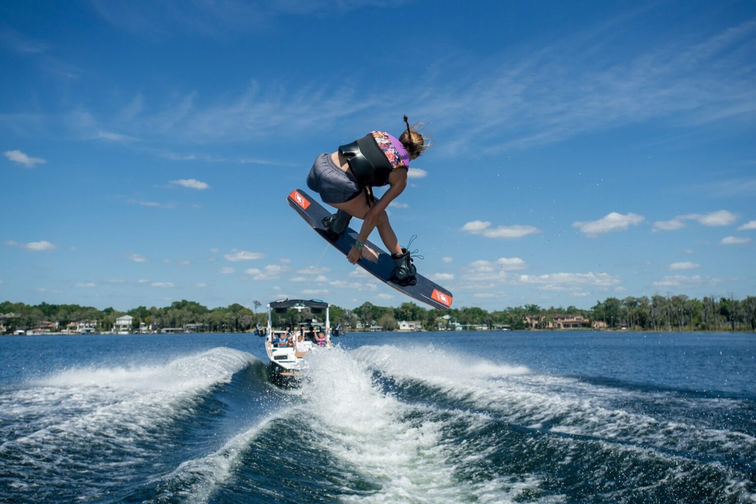 סירת וויקסרף/וויקבורד NAUTIQUE S25 - סטרים יאכטות 