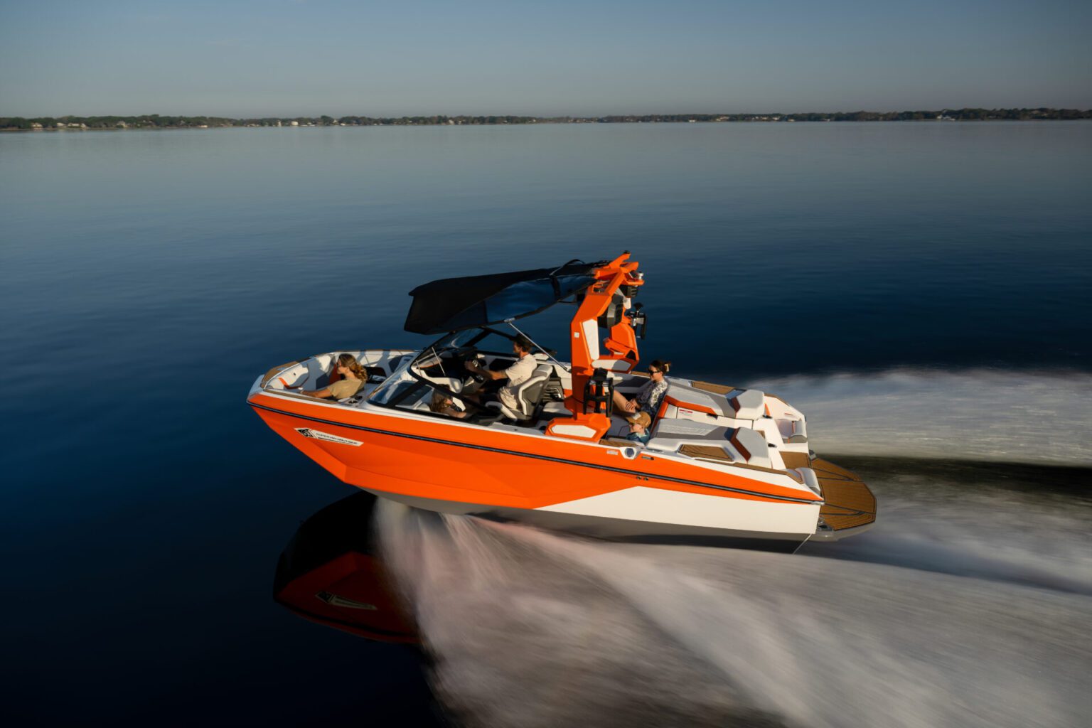 סירת וייקסרף/וייקבורד NAUTIQUE G21 - סטרים יאכטות 