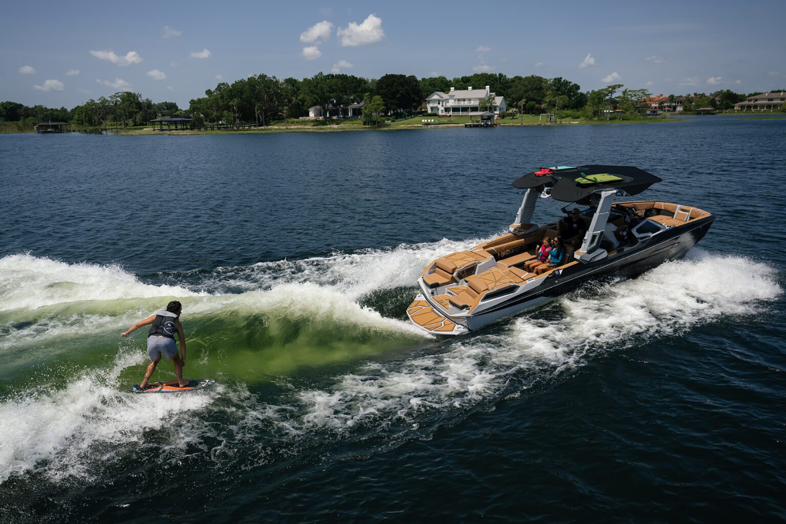 סירת וויקסרף/וויקבורד NAUTIQUE G25 PARAGON 2024 - סטרים יאכטות 