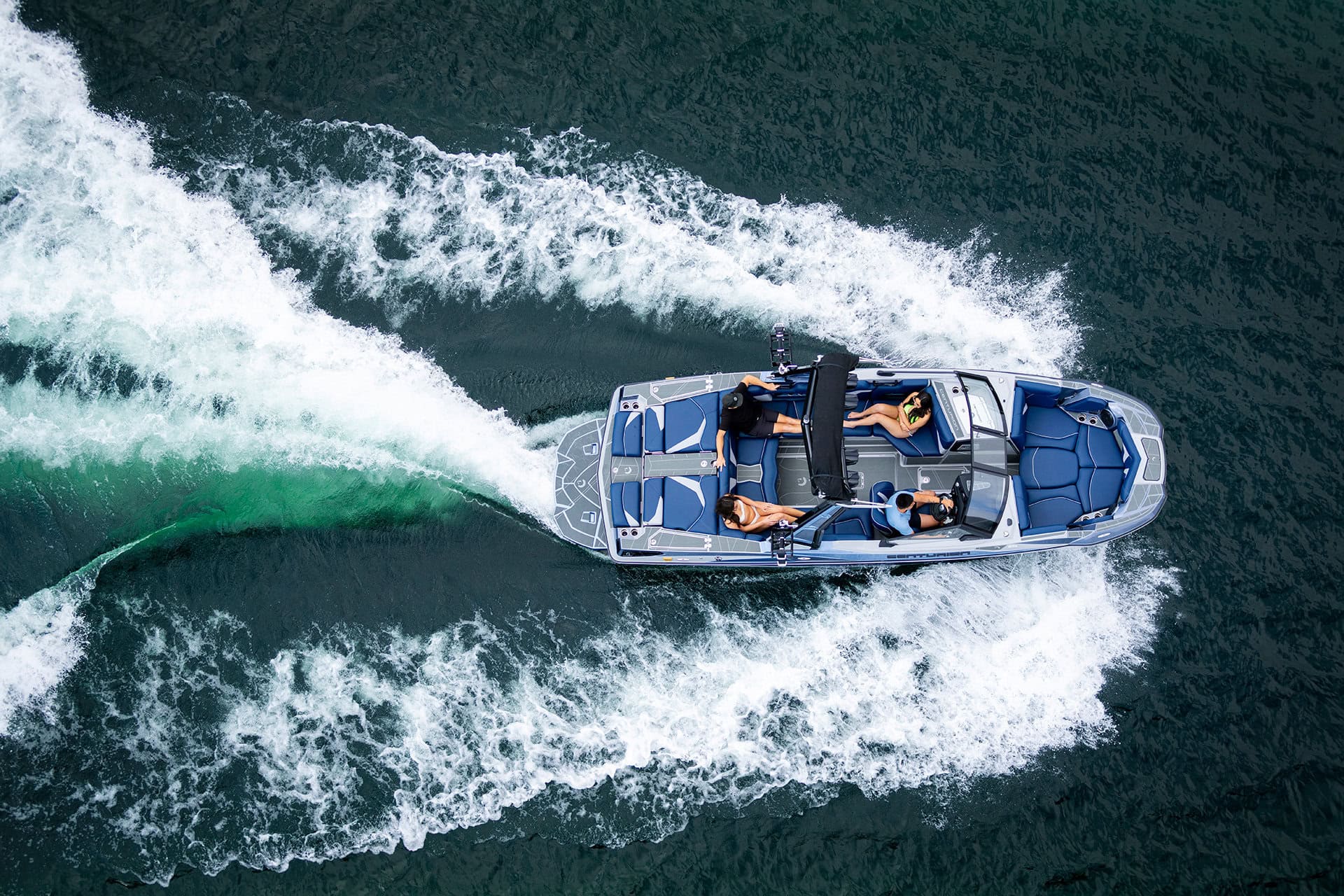 סירת ווייקסרף/ווייקבורד Centurion Fe23 חדש 2026 - סטרים יאכטות