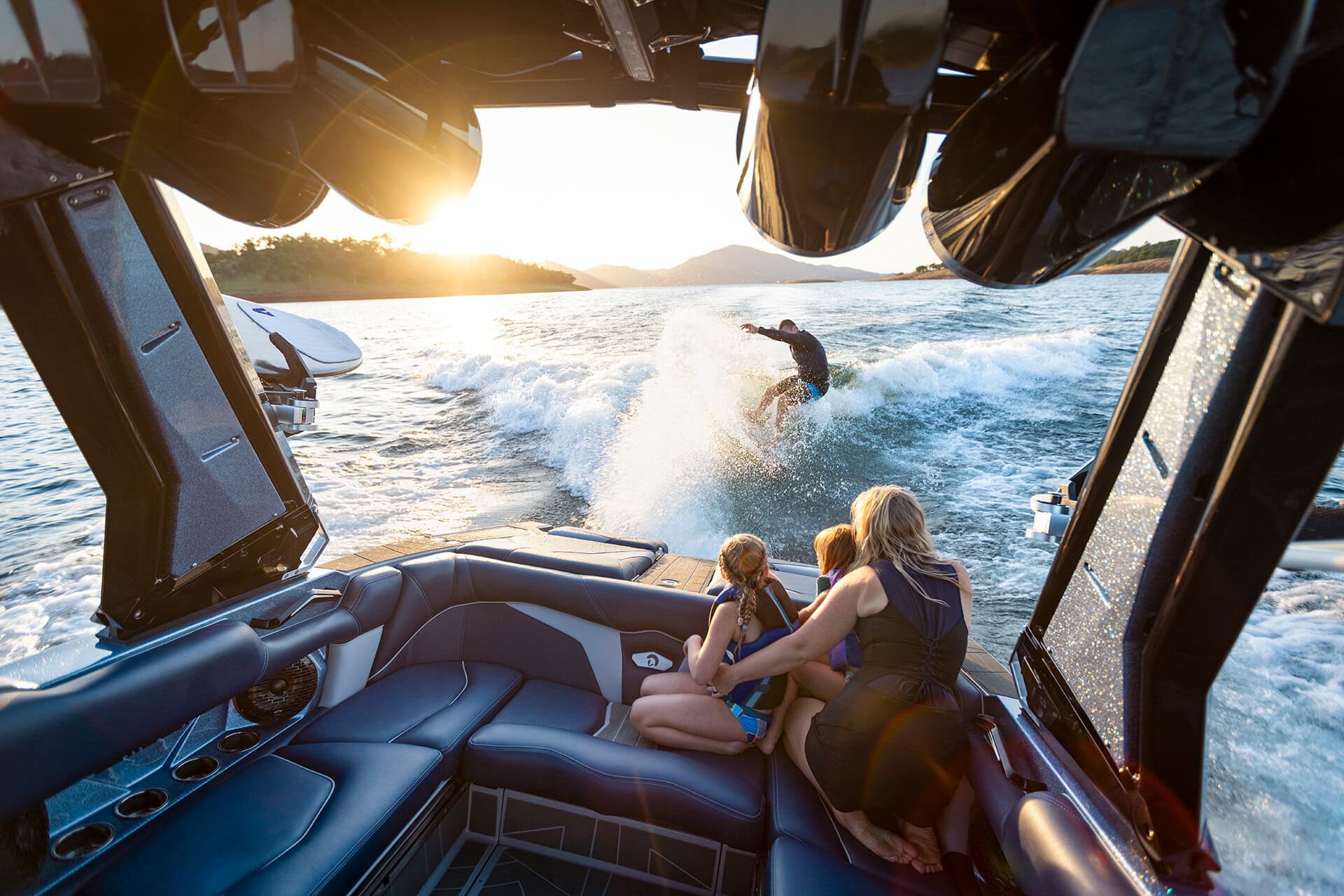 סירת ווייקסרף/ווייקבורד Centurion Fe23 חדש 2026 - סטרים יאכטות 