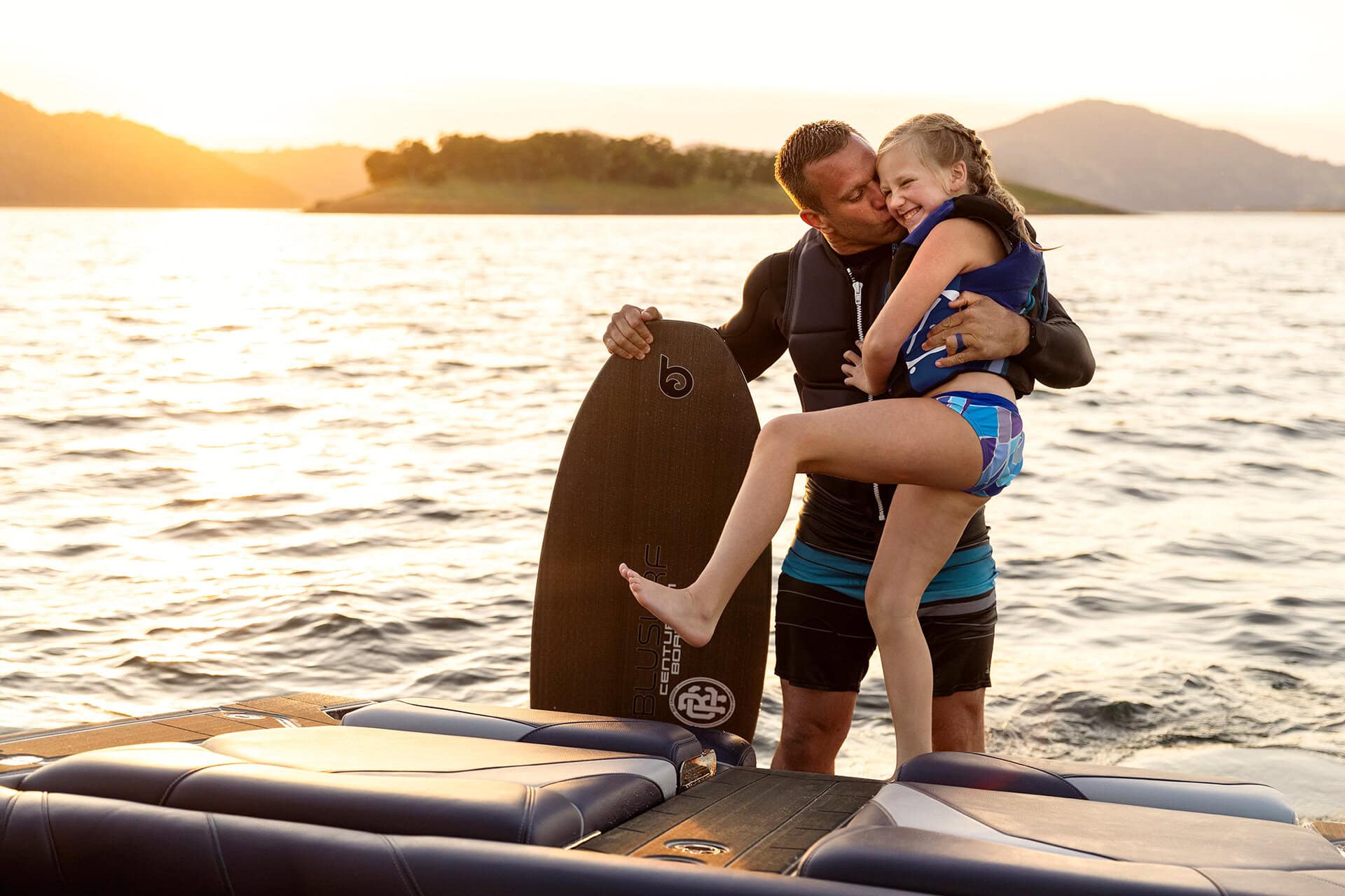 סירת ווייקסרף/ווייקבורד Centurion Fe23 חדש 2026 - סטרים יאכטות 