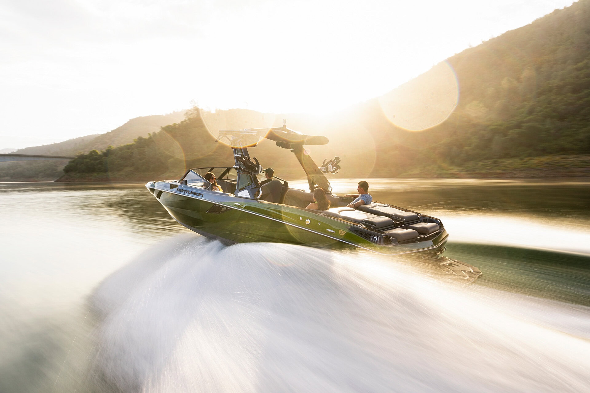 סירת ווייקסרף/ווייקבורד Centurion Fe25 חדש 2026 - סטרים יאכטות 