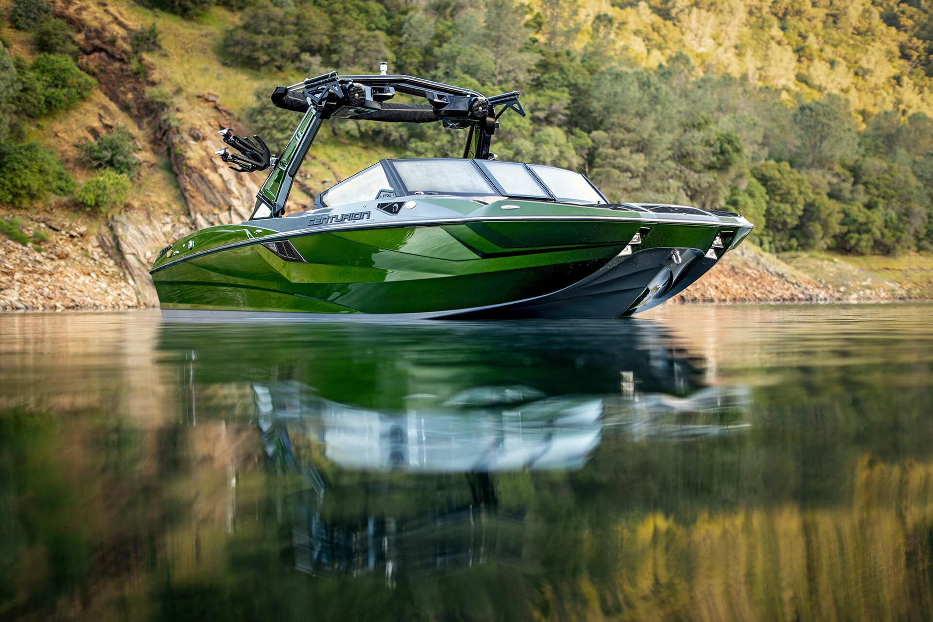 סירת ווייקסרף/ווייקבורד Centurion Fe25 חדש 2026 - סטרים יאכטות