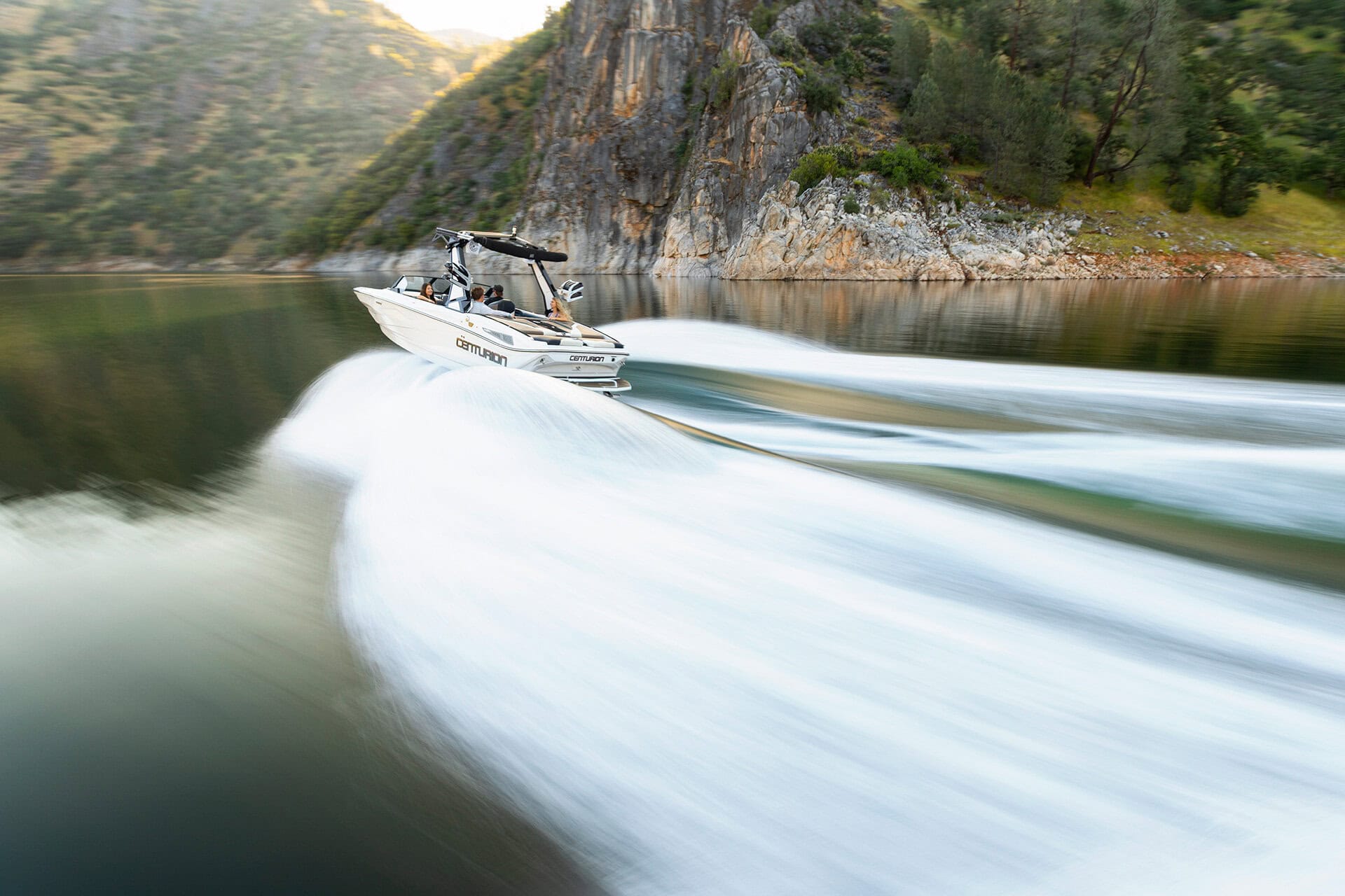 סירת ווייקסרף/ווייקבורד CENTURION NV213 חדש 2026 - סטרים יאכטות 