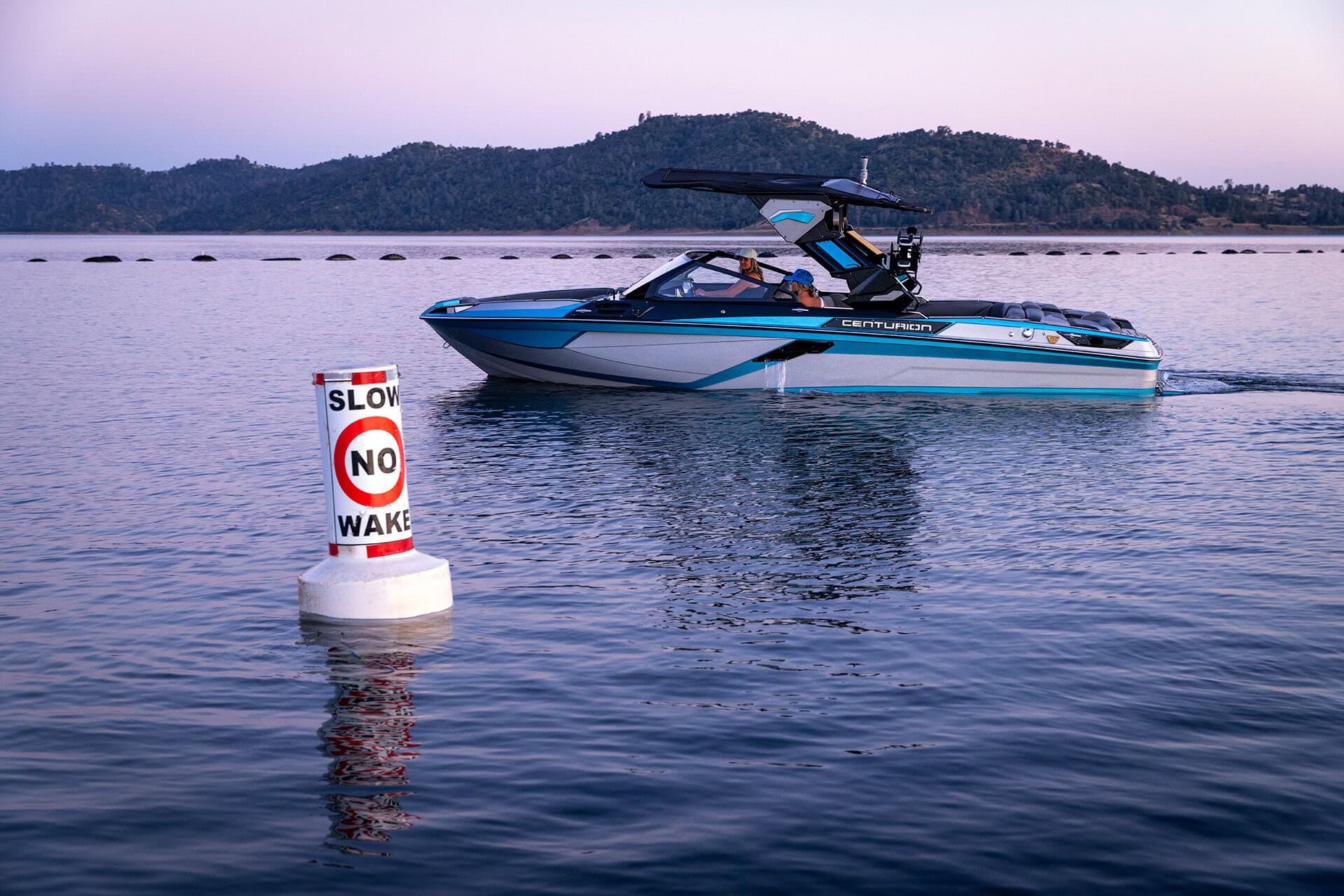 סירת ווייקסרף/ווייקבורד CENTURION Ri245 חדש 2026 - סטרים יאכטות