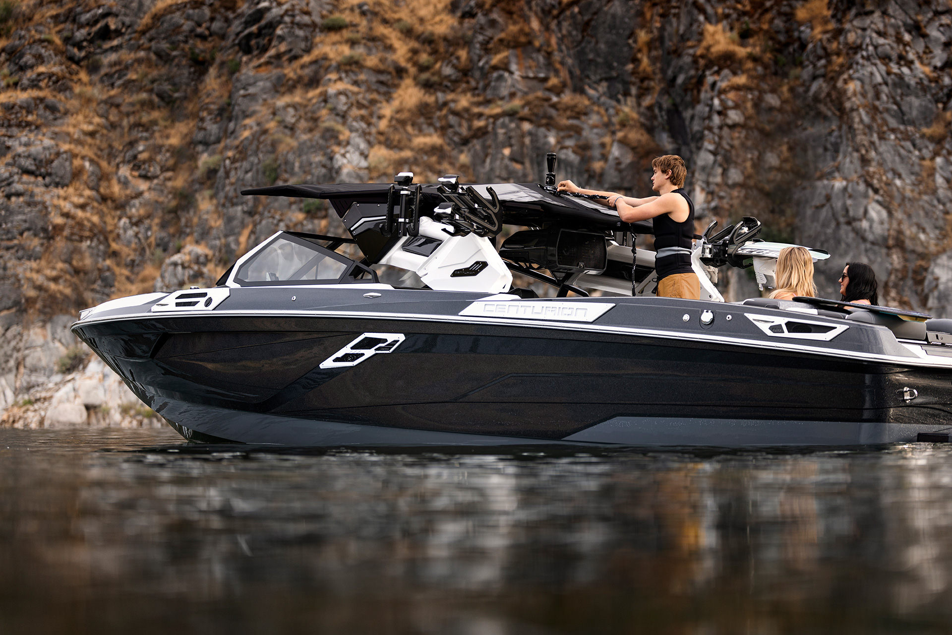 סירת ווייקסרף/ווייקבורד CENTURION Ri265 חדש 2026 - סטרים יאכטות 