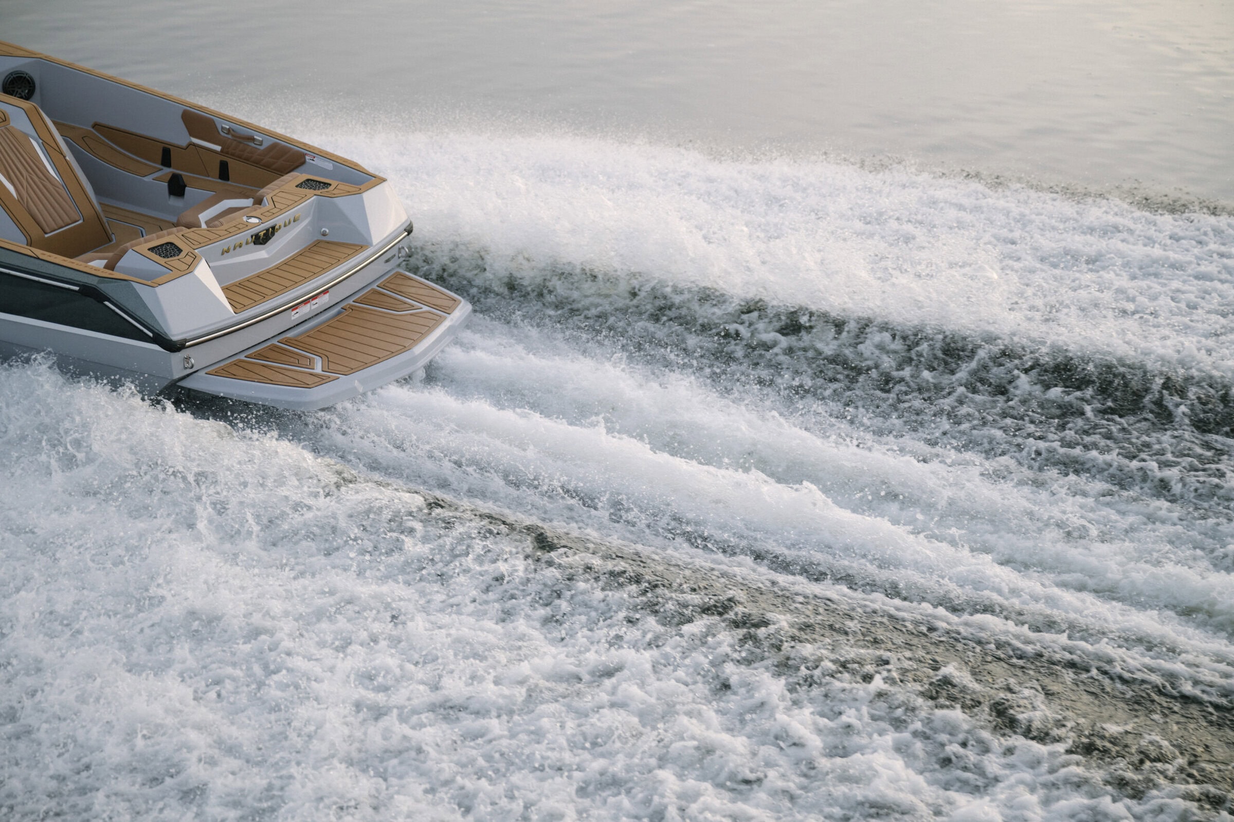 SKI NAUTIQUE 2026 - סטרים יאכטות 