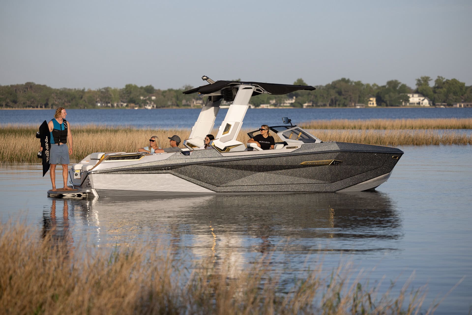 סירת וייקסרף/וייקבורד NAUTIQUE G25 PARAGON 2026 - סטרים יאכטות 