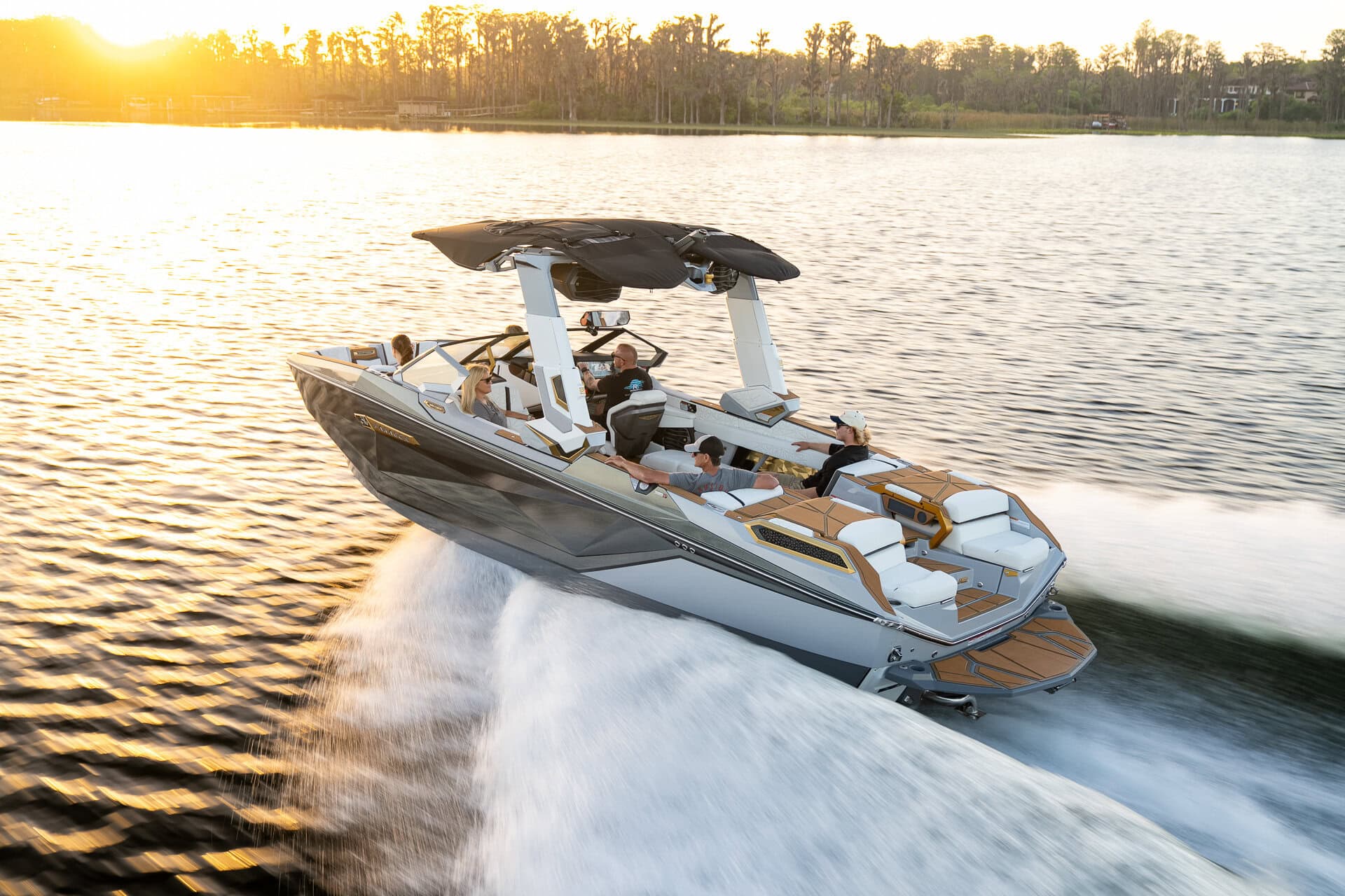 סירת וייקסרף/וייקבורד NAUTIQUE G25 PARAGON 2026 - סטרים יאכטות 