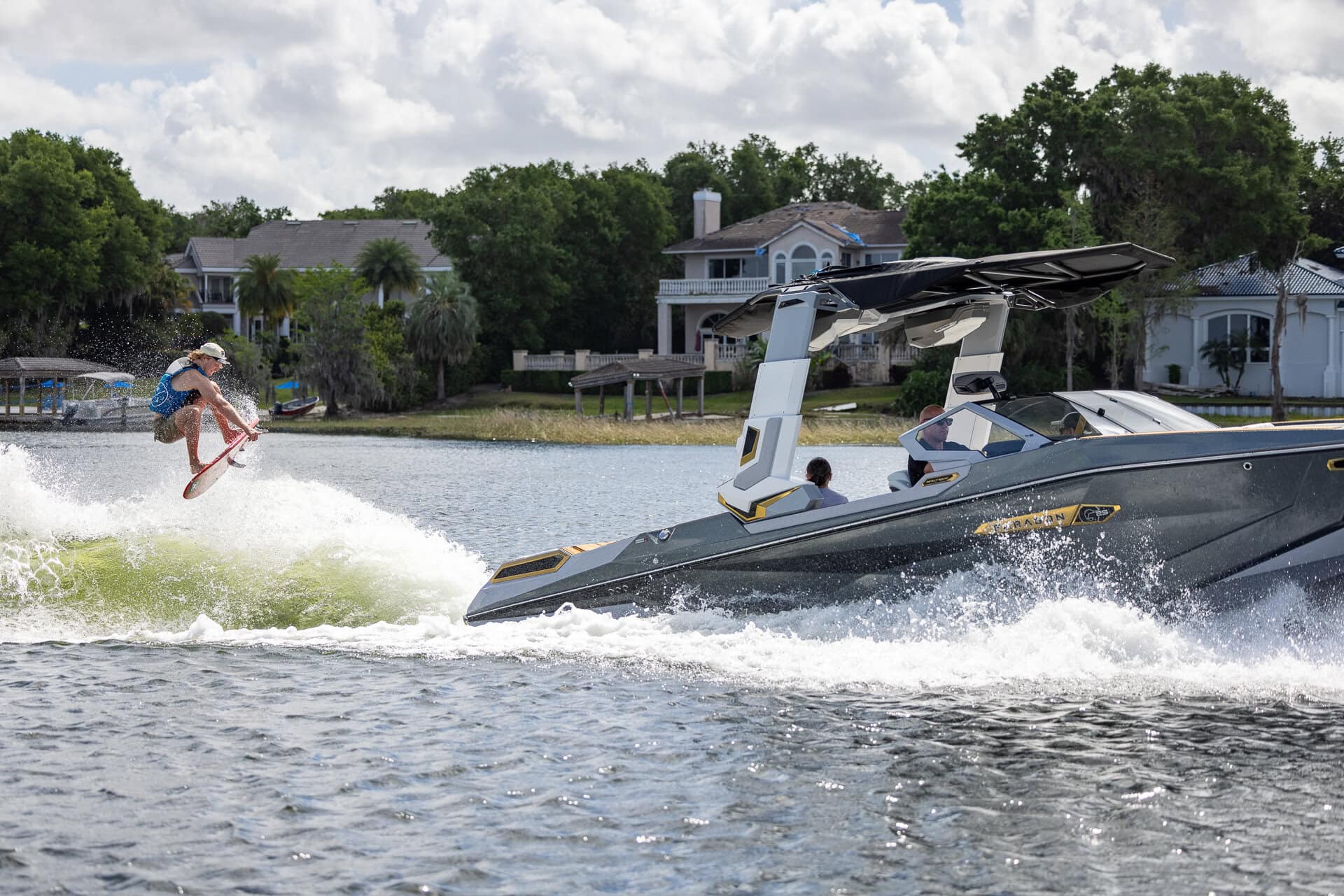 סירת וייקסרף/וייקבורד NAUTIQUE G25 PARAGON 2026 - סטרים יאכטות 