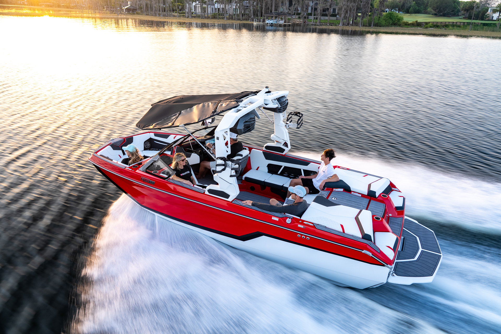 NAUTIQUE GS22 2026 - סטרים יאכטות