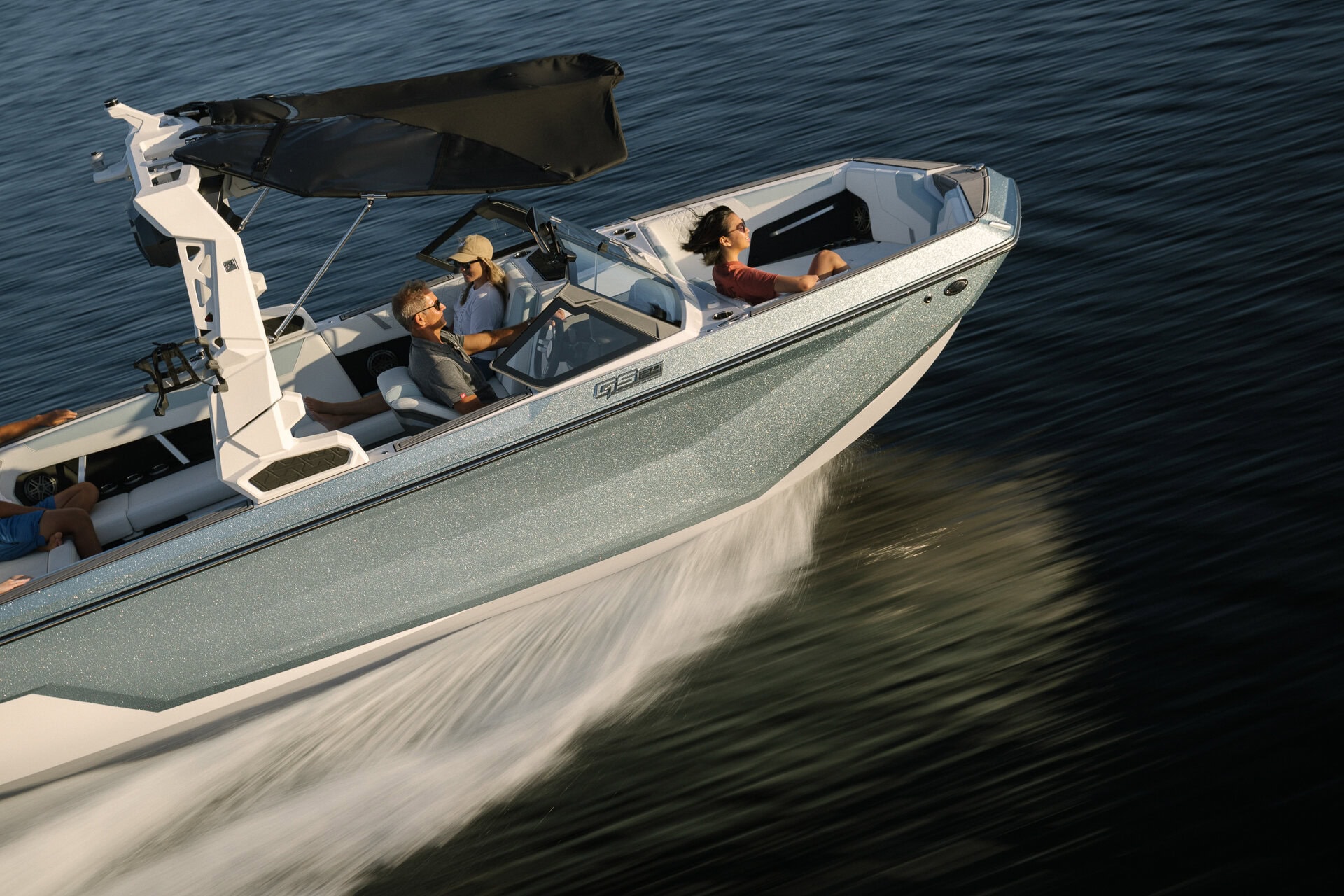 NAUTIQUE GS24 2026 - סטרים יאכטות