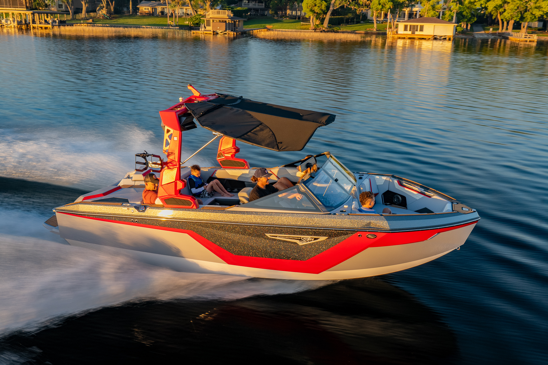 סירת וייקסרף/וייקבורד NAUTIQUE S21 2026 - סטרים יאכטות 
