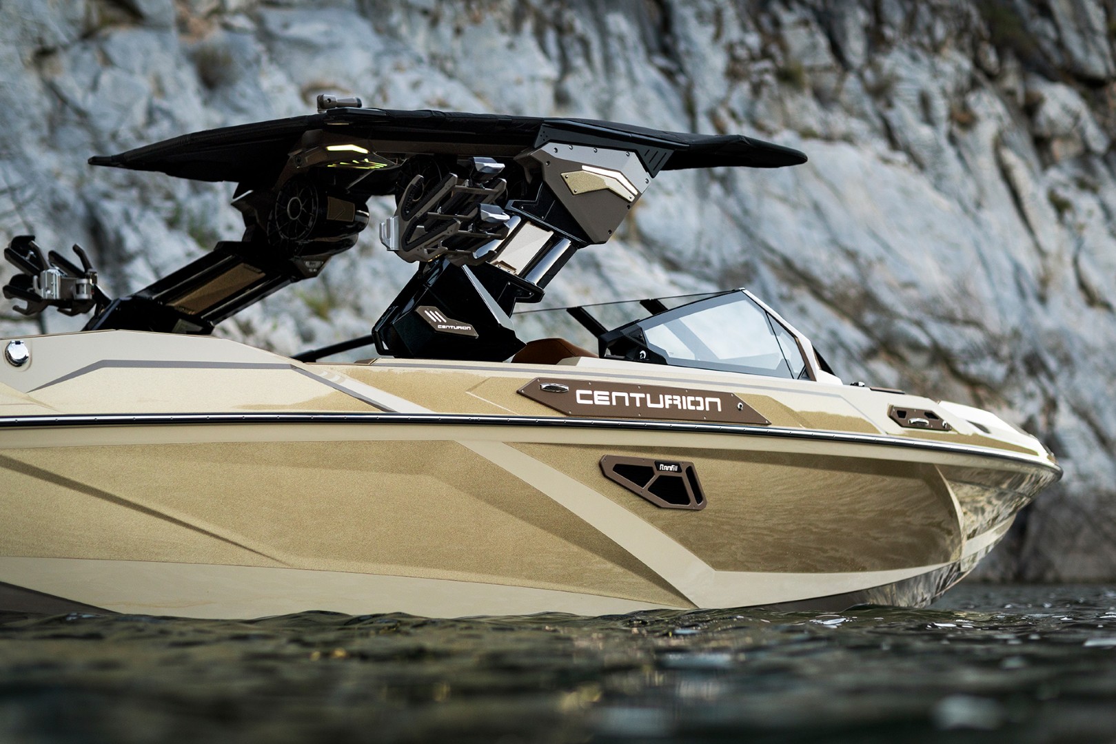 2027 Centurion Rs256 - Stream Yachts 