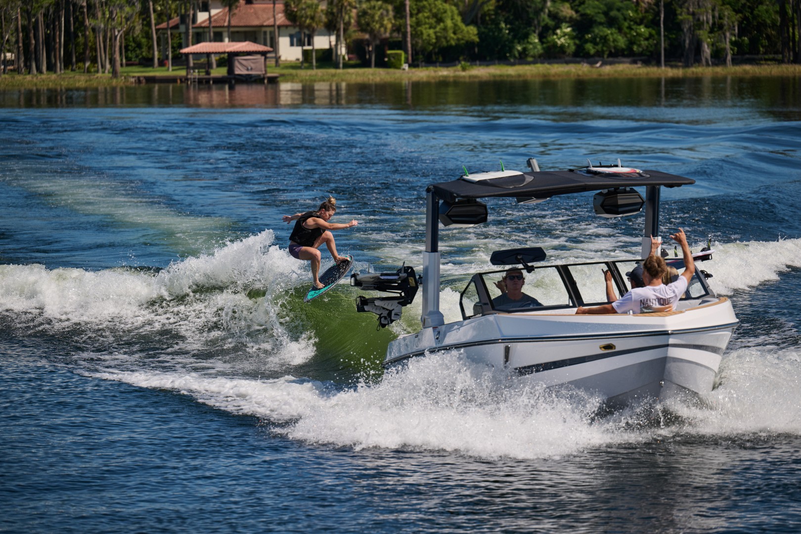 סירת וייקסרף/וייקבורד NAUTIQUE S25 2027 - סטרים יאכטות 