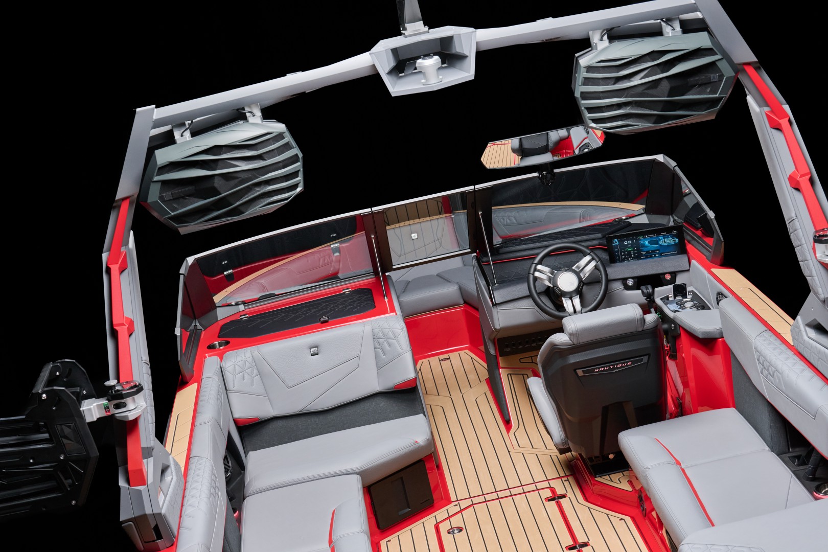 סירת וייקסרף/וייקבורד NAUTIQUE S23 2027 - סטרים יאכטות 