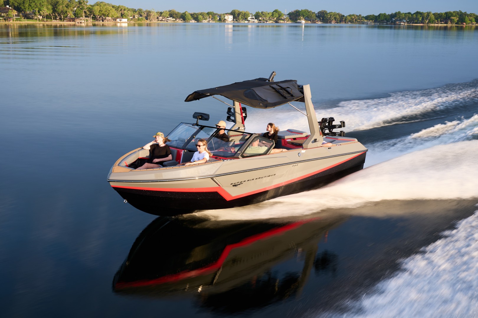 סירת וייקסרף/וייקבורד NAUTIQUE S23 2027 - סטרים יאכטות 