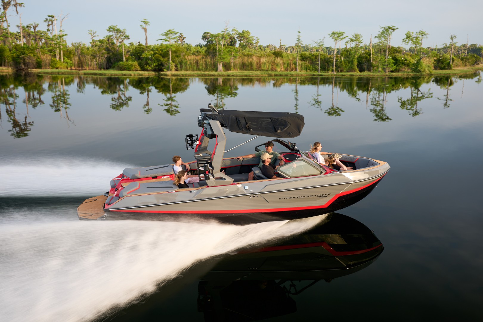 סירת וייקסרף/וייקבורד NAUTIQUE S23 2027 - סטרים יאכטות