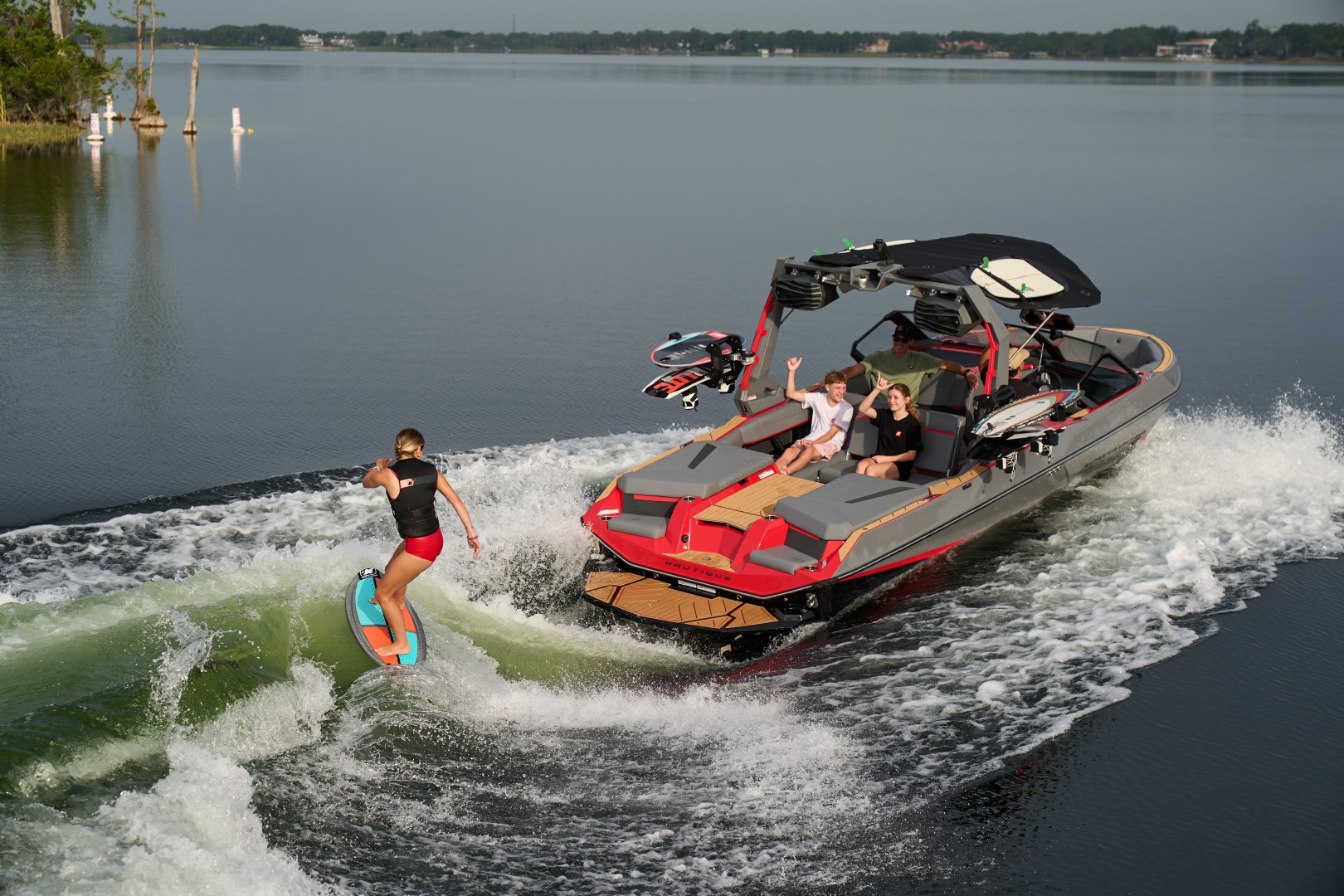 סירת וייקסרף/וייקבורד NAUTIQUE S23 2027 - סטרים יאכטות 