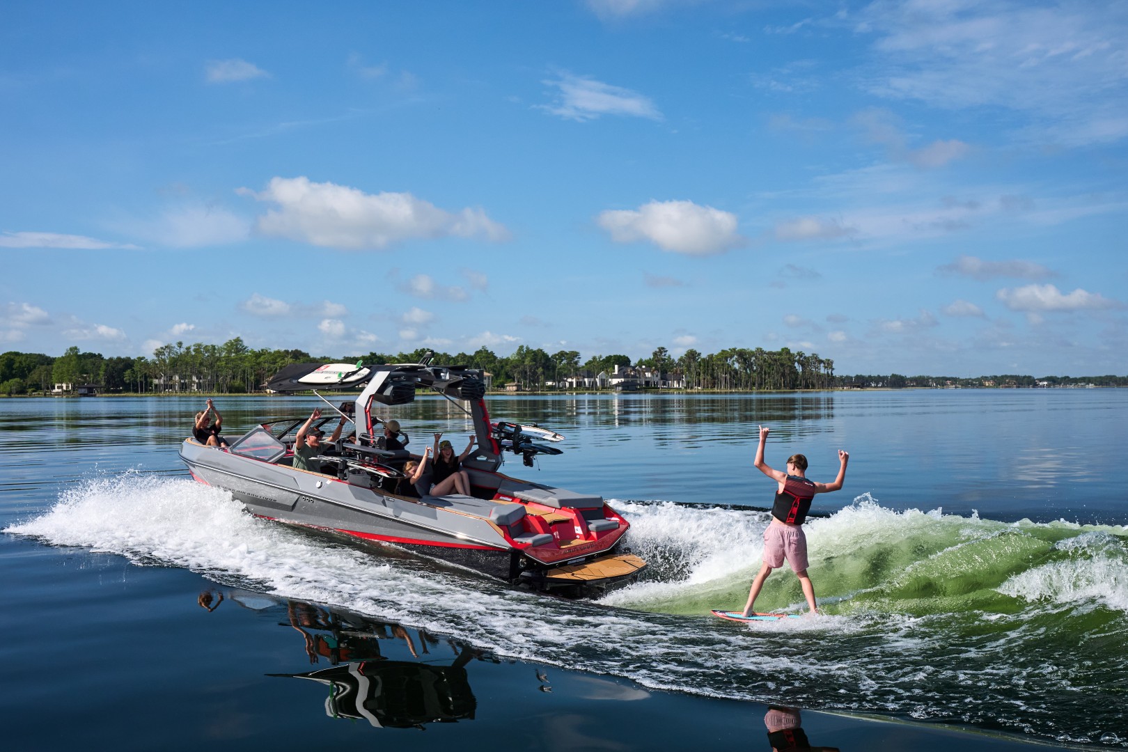 סירת וייקסרף/וייקבורד NAUTIQUE S23 2027 - סטרים יאכטות 