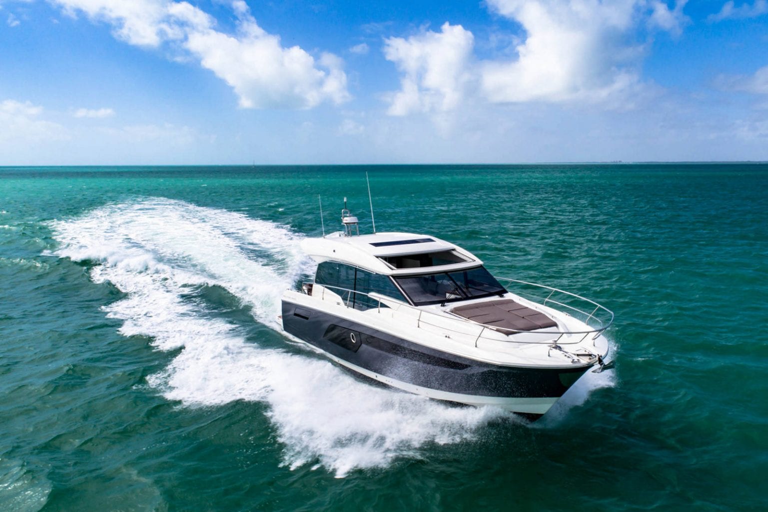 יאכטה Prestige 520 Sport - SPORT-LINE PRESTIGE 520S - Stream Yachts 