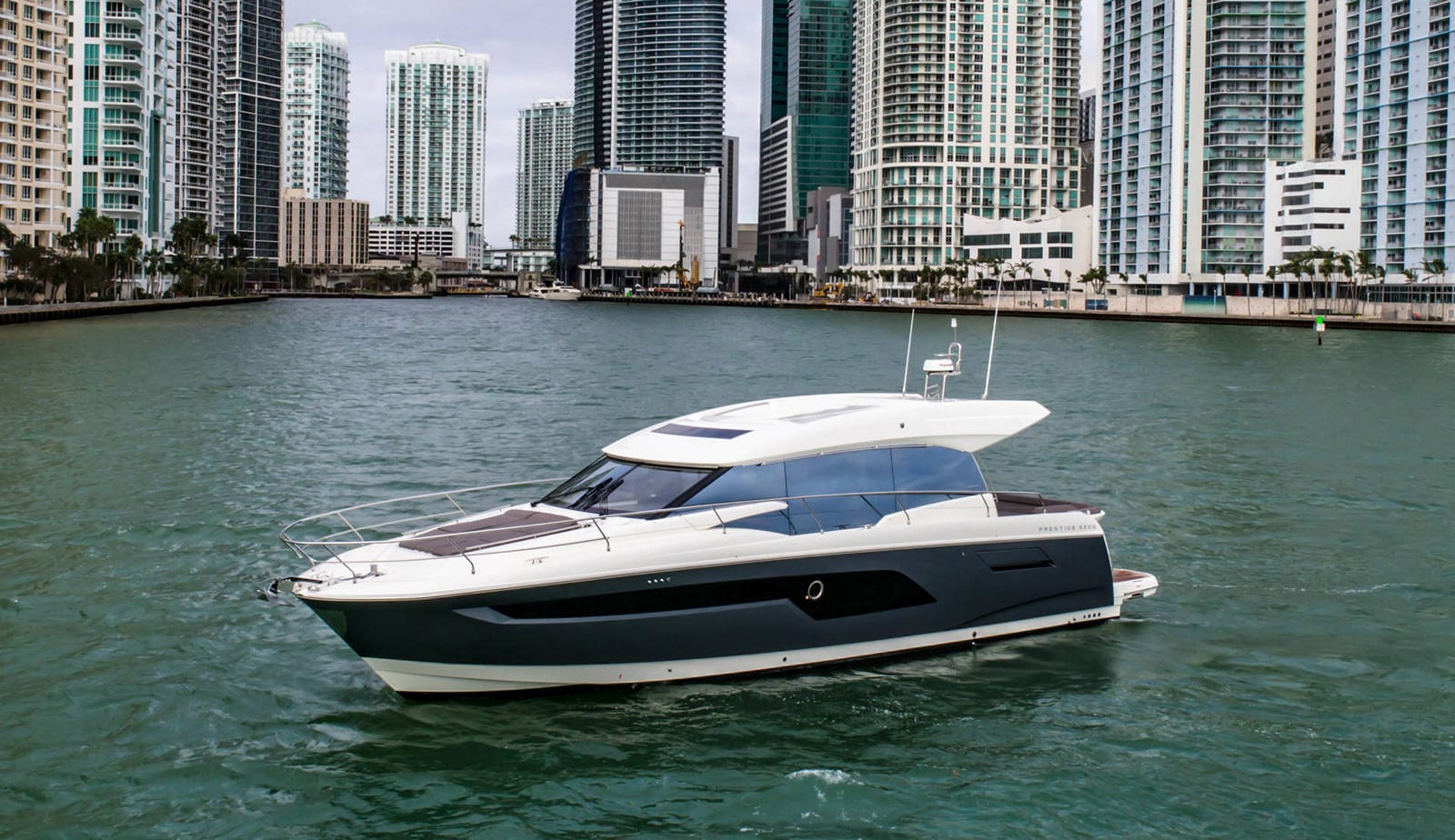 יאכטה Prestige 520 Sport - SPORT-LINE PRESTIGE 520S - Stream Yachts 