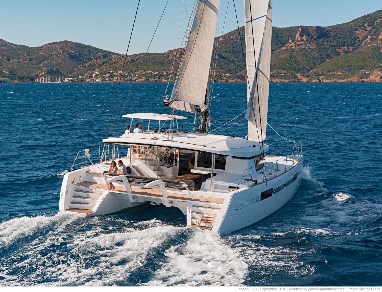 LAGOON 52 S - Stream Yachts