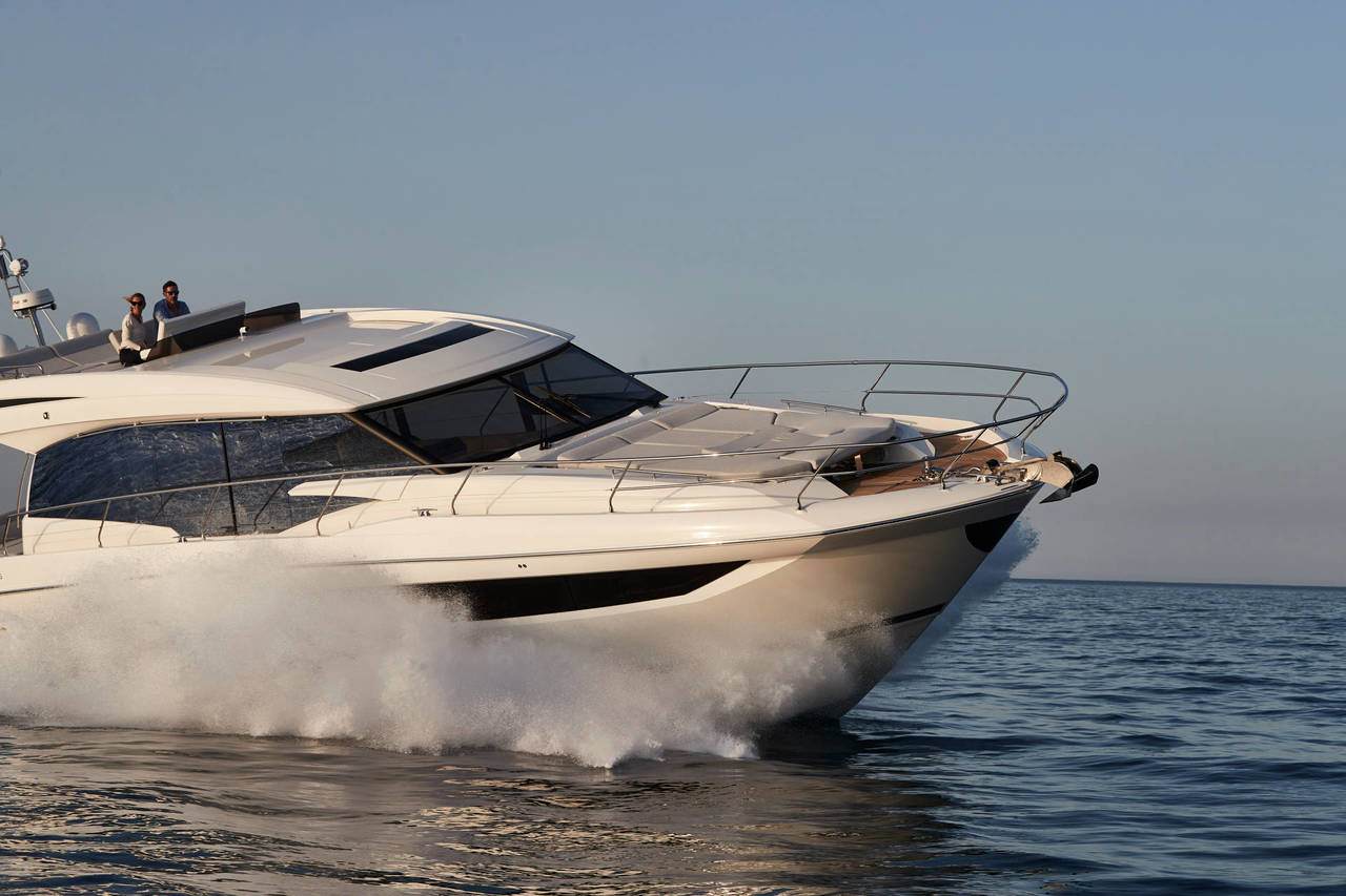 PRESTIGE 590S - Stream Yachts 