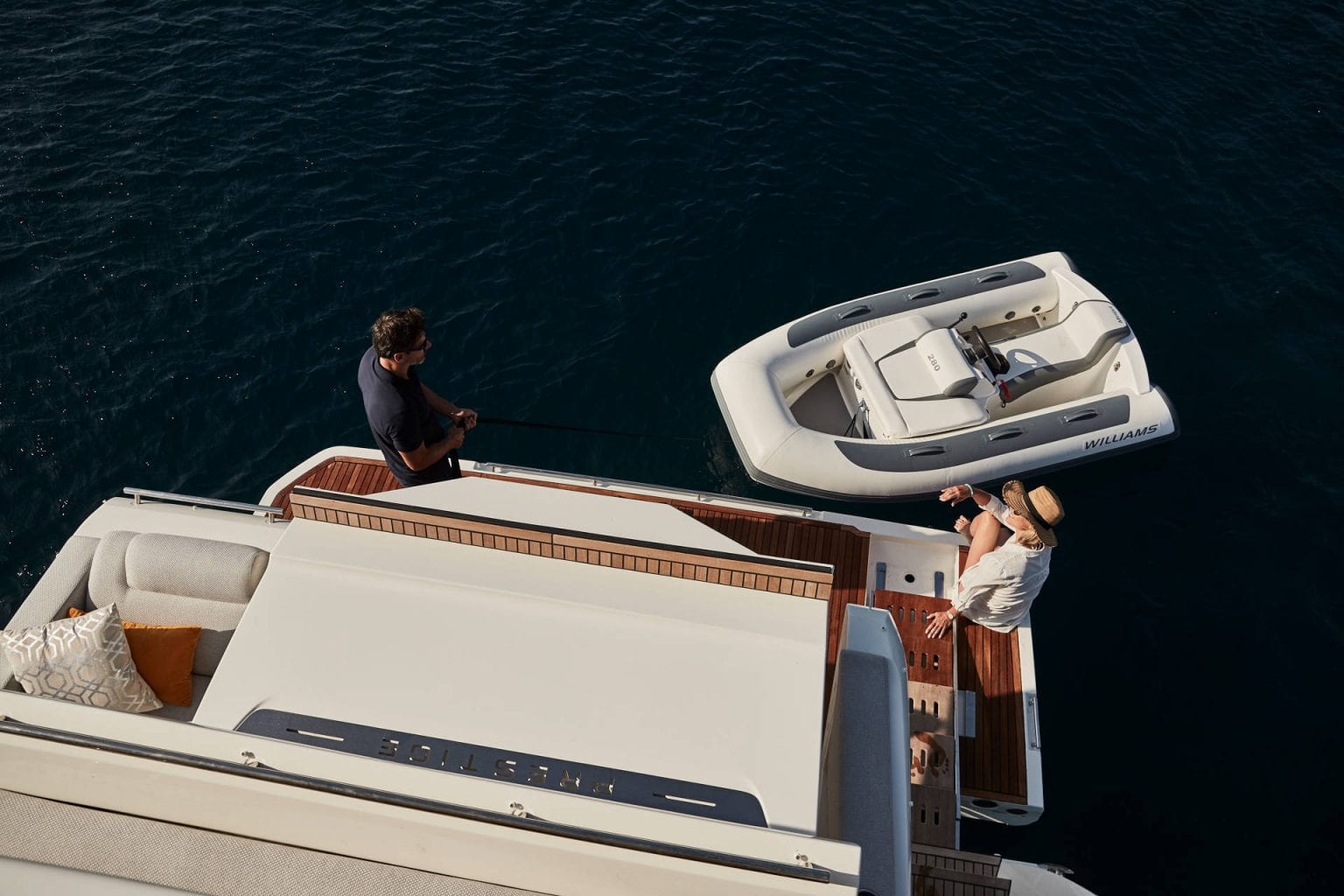 PRESTIGE 590S - Stream Yachts 