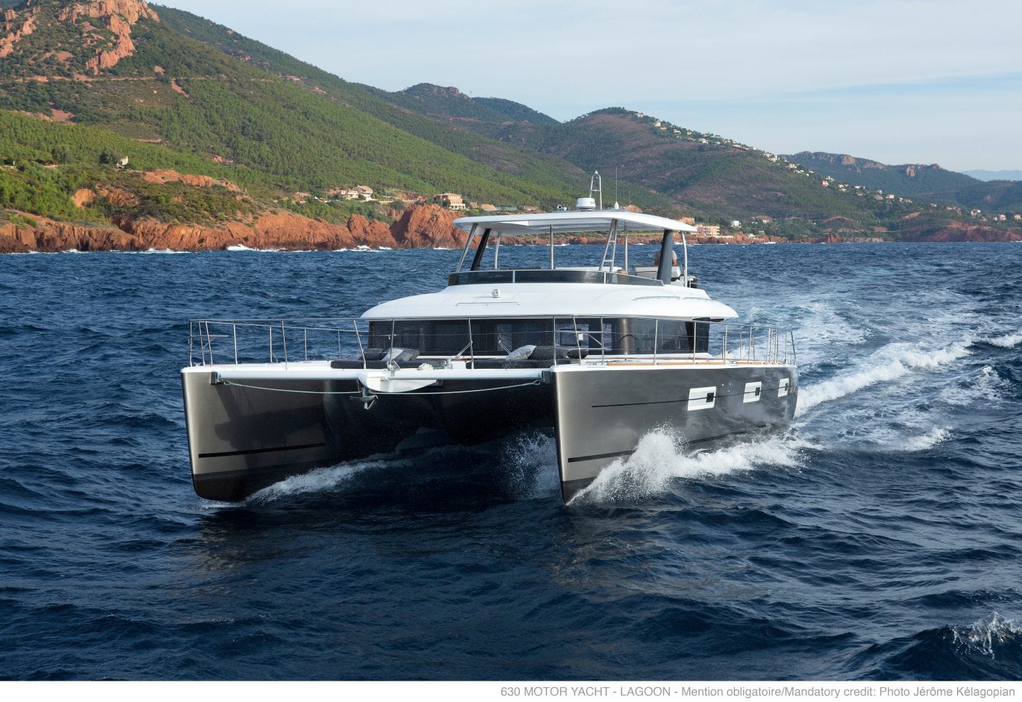 יאכטה קטמרן מנועית Lagoon 630 - LAGOON 630 MY - Stream Yachts 