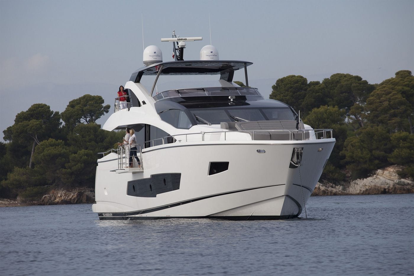 יאכטה Sunseeker Yacht 86 - סטרים יאכטות 