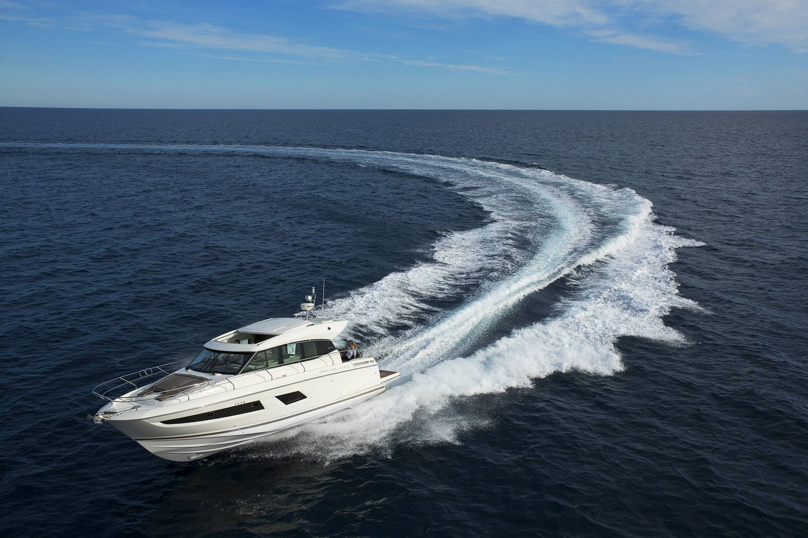 יאכטה Prestige 420 Sport - סטרים יאכטות