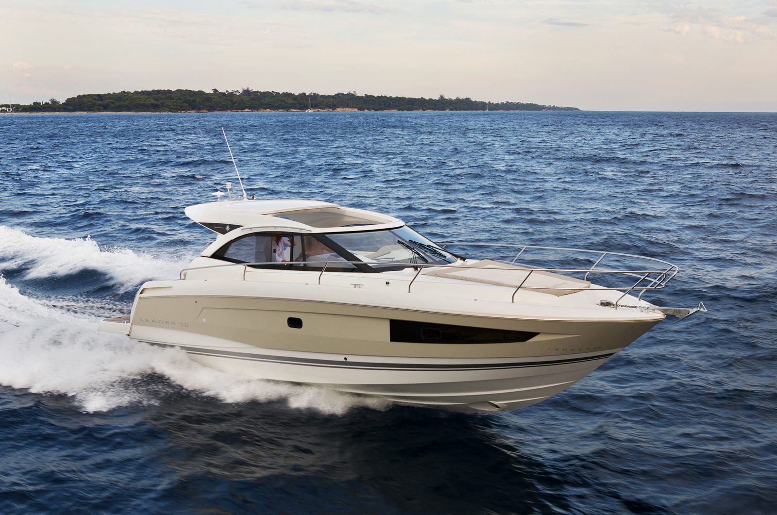 Jeanneau LEADER 36 - Stream Yachts